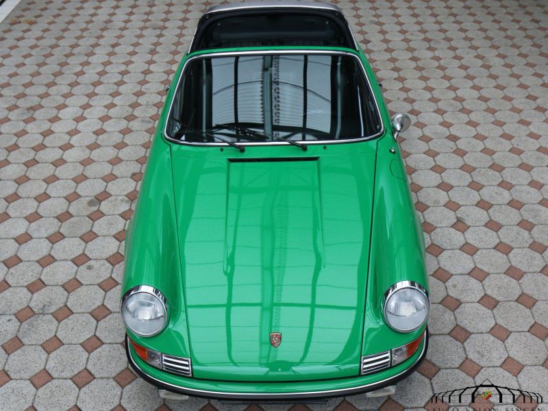 Porsche 911 E Targa 2.2