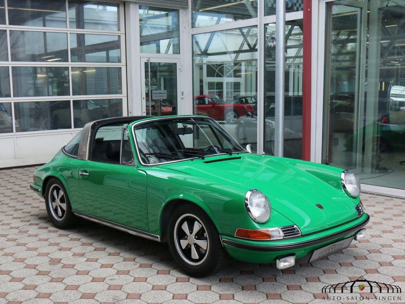 Porsche 911 E Targa 2.2