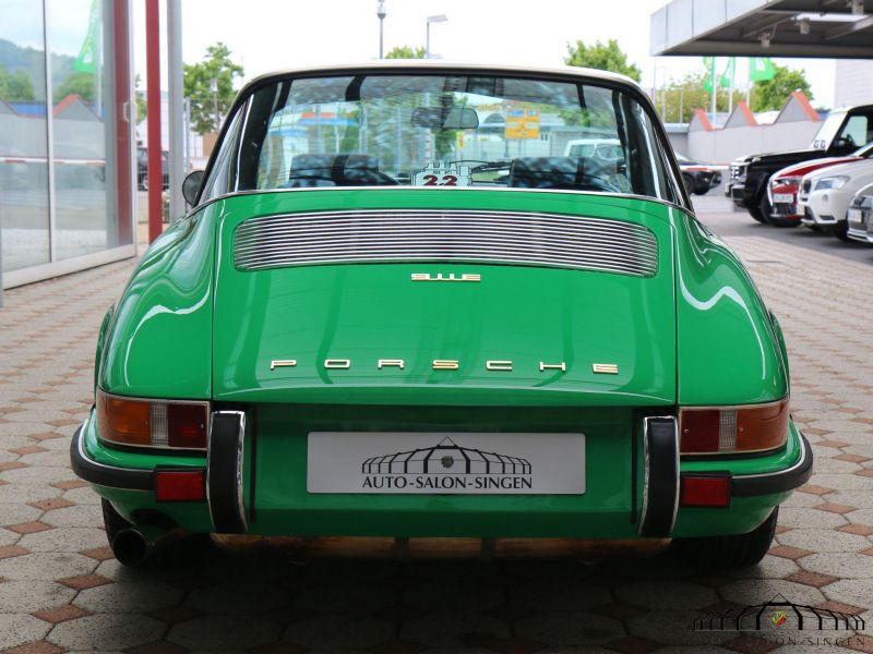 Porsche 911 E Targa 2.2