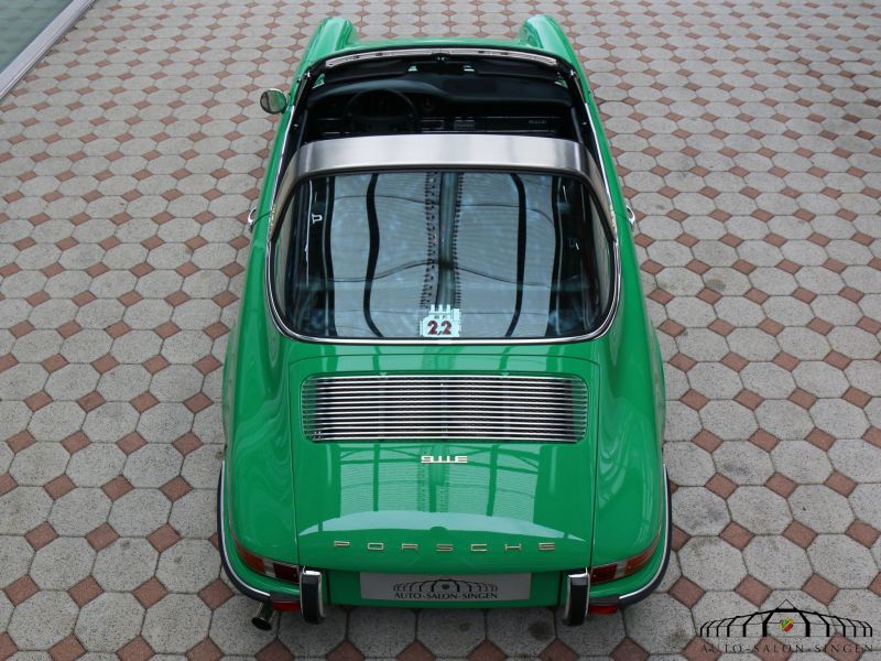 Porsche 911 E Targa 2.2
