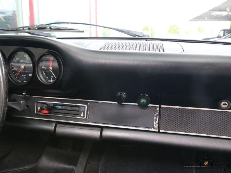 Porsche 911 S Targa 2.2