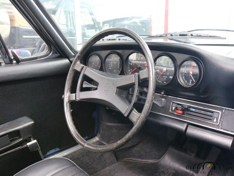 Porsche 911 S Targa 2.2