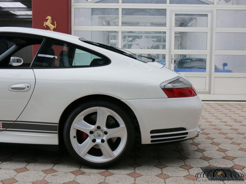 Porsche 996 Carrera 4S