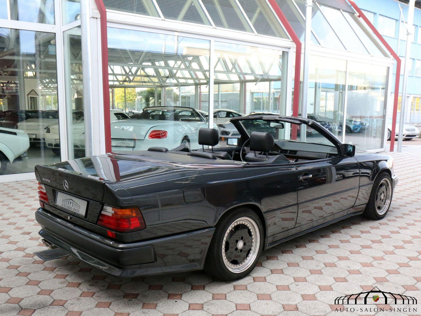Mercedes-Benz 300 CE 24V Cabrio Cabrio - Auto Salon Singen