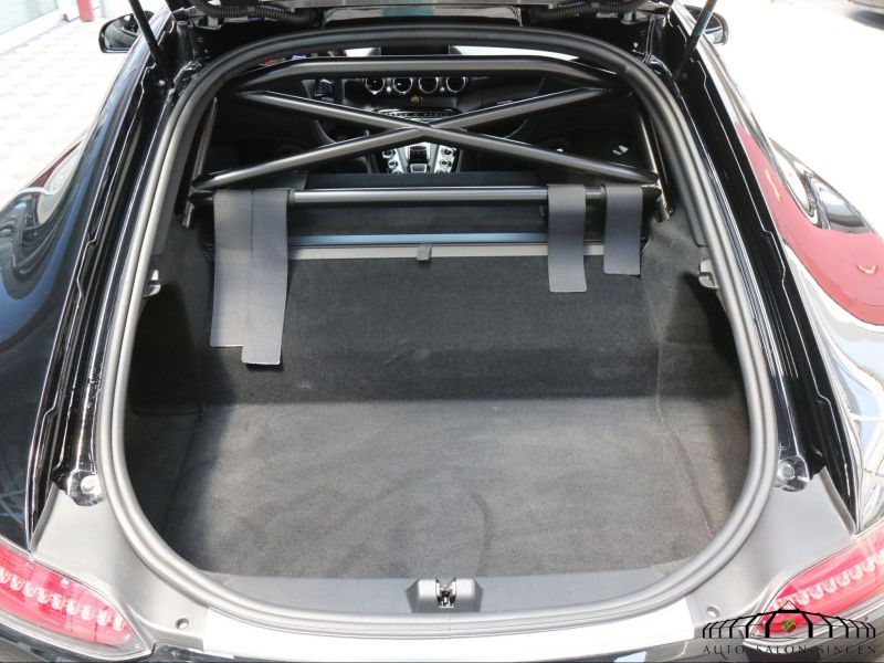 Mercedes-Benz AMG GT R Coupe