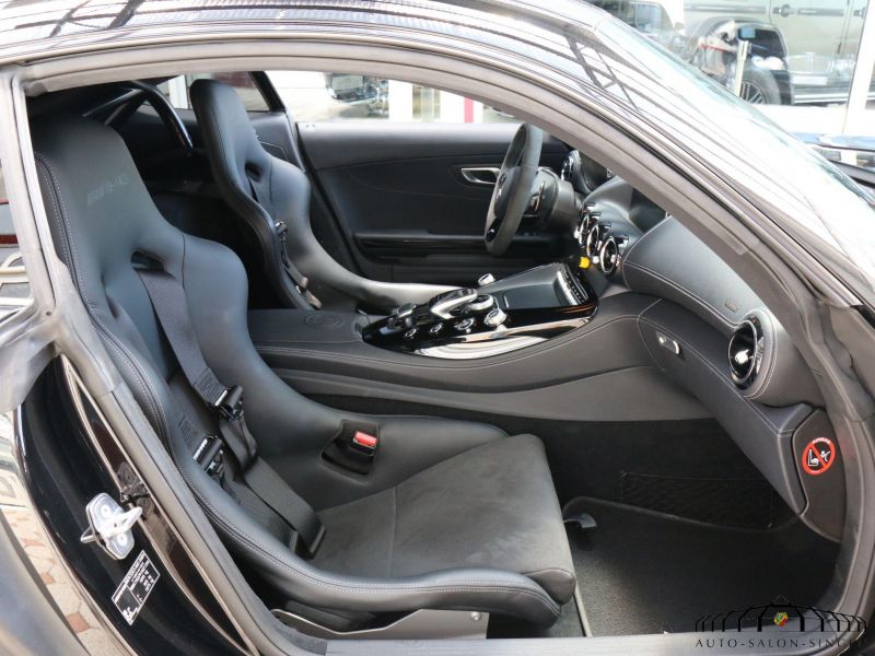 Mercedes-Benz AMG GT R Coupe