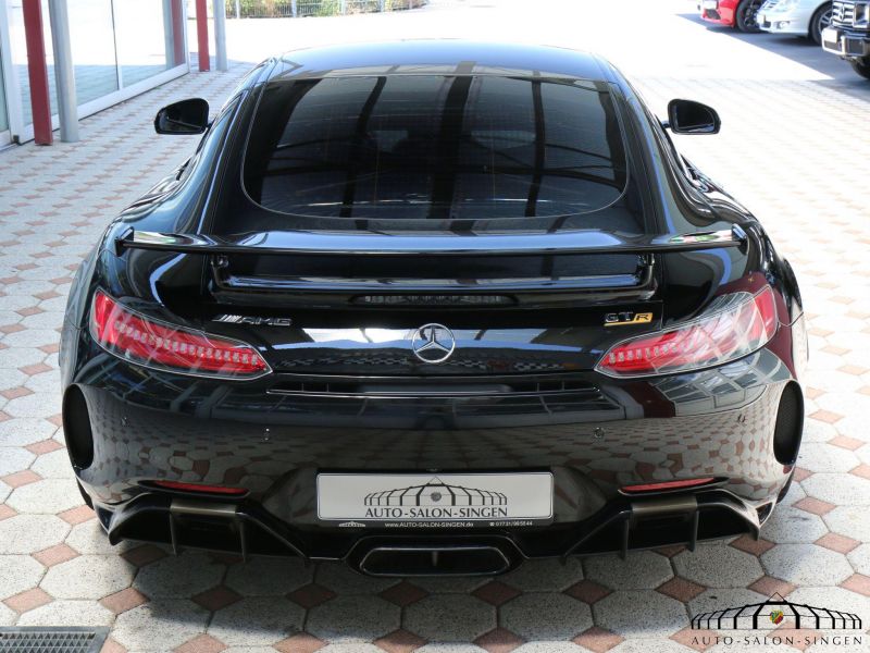 Mercedes-Benz AMG GT R Coupe