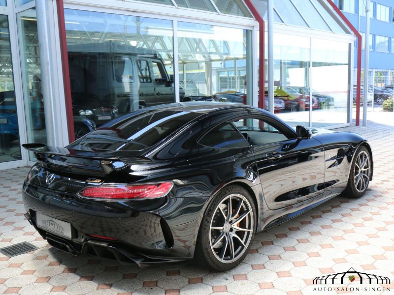 Mercedes-Benz AMG GT R Coupe