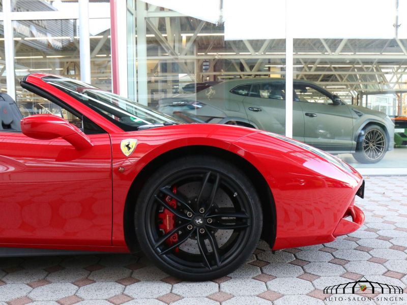 Ferrari 488 Spider