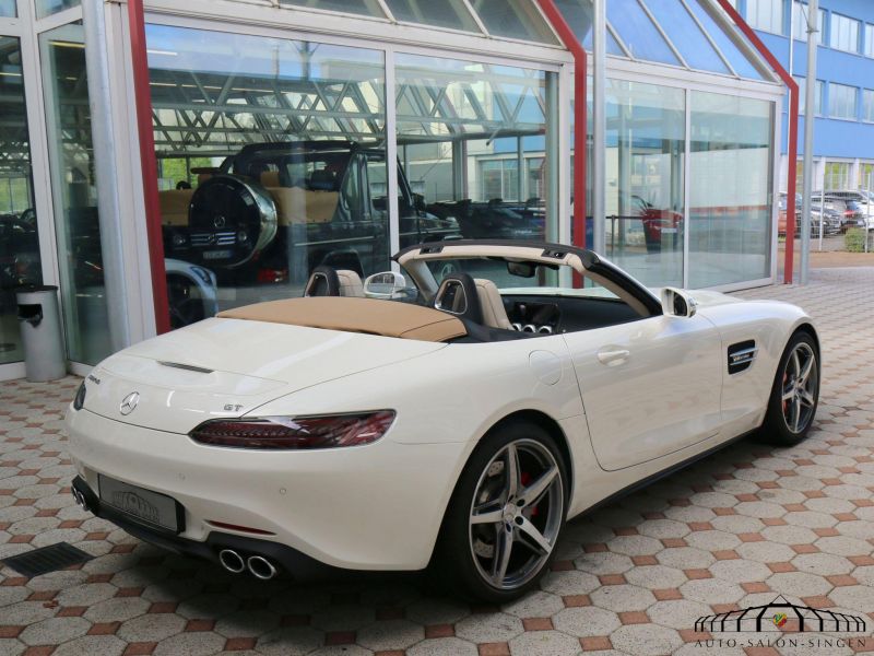 Mercedes-Benz AMG GT Roadster