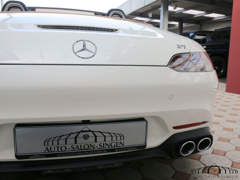 Mercedes-Benz AMG GT Roadster