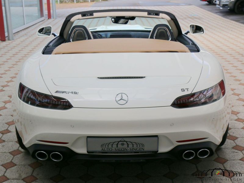 Mercedes-Benz AMG GT Roadster