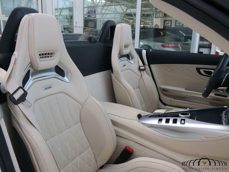 Mercedes-Benz AMG GT Roadster