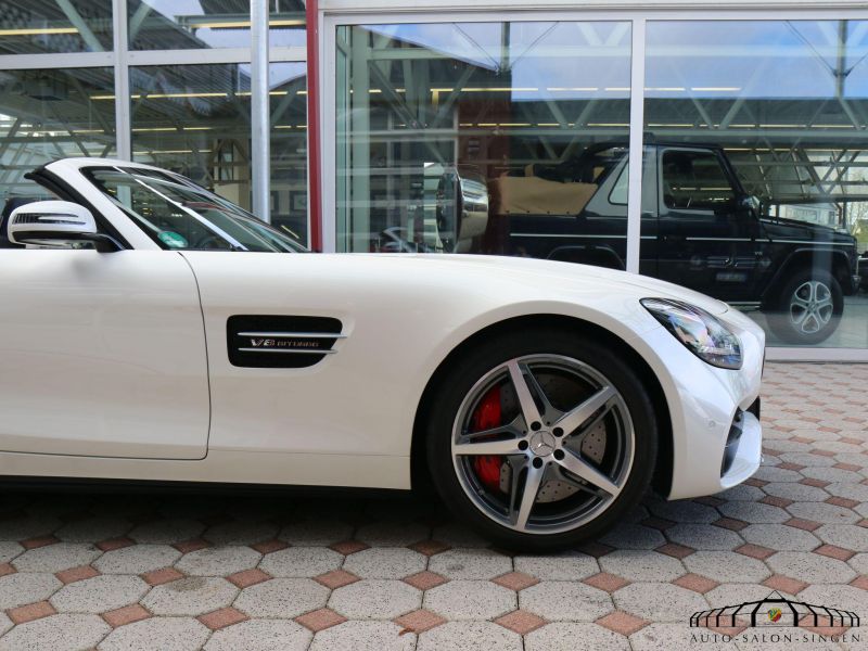 Mercedes-Benz AMG GT Roadster