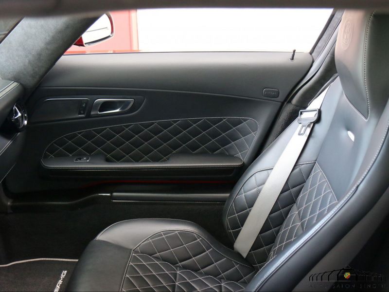 Mercedes-Benz SLS AMG GT Final Edition