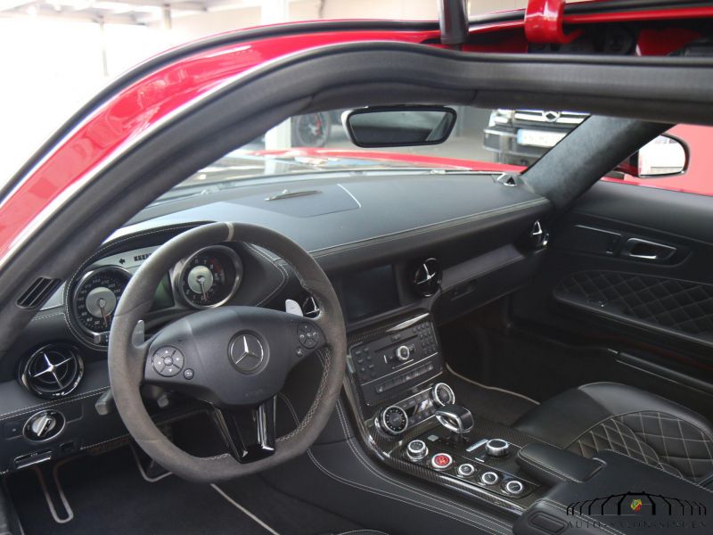Mercedes-Benz SLS AMG GT Final Edition