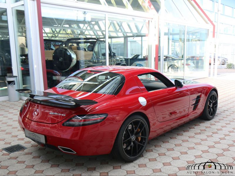 Mercedes-Benz SLS AMG GT Final Edition