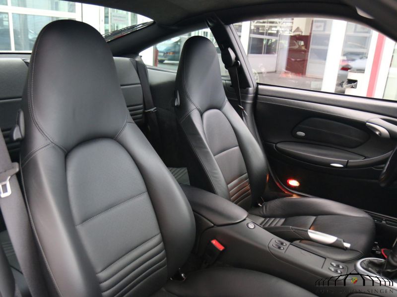 Porsche 996 Carrera 4S