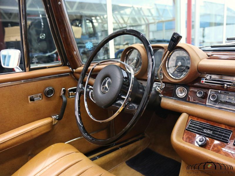 Mercedes-Benz 280 SE 3.5 Cabrio